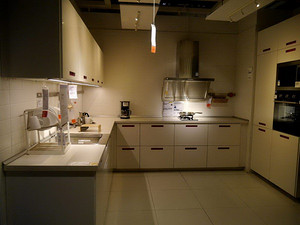 装修风格简约整体厨房橱柜效果图